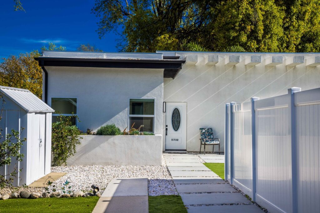 Winnetka ADU exterior with pergola